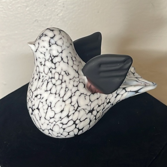 Archimede Seguso Style Black and White Splatter Art Glass Bird Paperweight - Picture 4 of 8